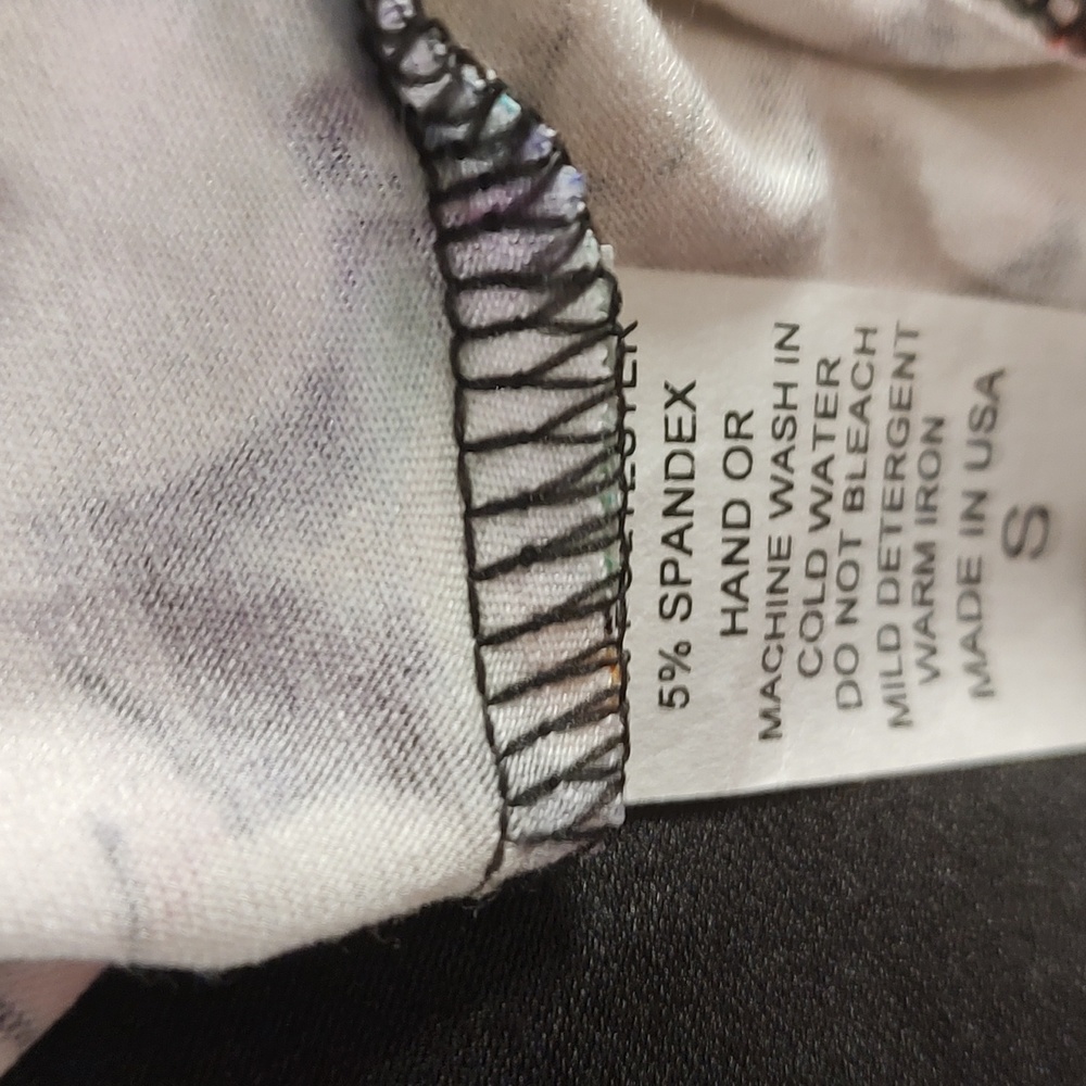 Multi color Top - Picture 10 of 10